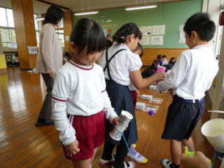 �������w�Z�Ƃ̌𗬊w�K