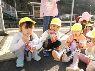 ���ʂꉓ��