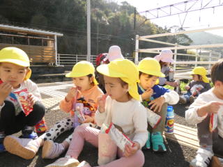 ���ʂꉓ��